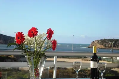 Image de Superbe Penthouse de 3 chambres avec vue sur la mer (concierge gratuit, salle de jeux, plage à 4 minutes)