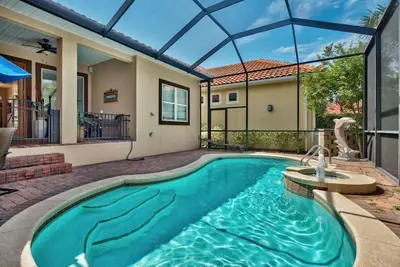 Image de Incroyable, Actualisée Beach Home in Destiny East Avec Piscine Privée & Golf Cart