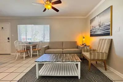 Image de Capri par le Golfe 121, récemment mis à jour! Service de plage gratuit!