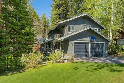 Image de Tahoe Family Home, près du paradis et du lac, 6br, bain à remous, barbecue (Sl241)