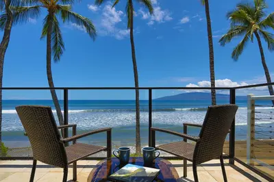 Image de 272-6 Puamana 2 chambres face à l'océan rénové! !