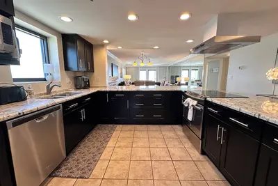 Image de \"Disjoncteurs Est 801\" ~ Gulf Front ~ 2br / 2ba ~ Unite D'Extremite Remodeled ~ Bch Setup Inclus!