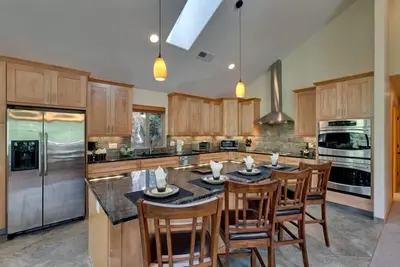 Image de 425 Edgewood Lodge (Sl425) Près de Heavenly, A Beautiful Islulated 3 Bedroom