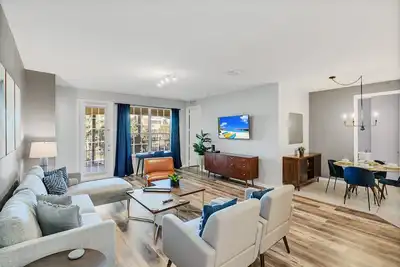 Image de Très bien situé à côté d'Occ peut accueillir jusqu'à 8 et à proximité des principales attractions