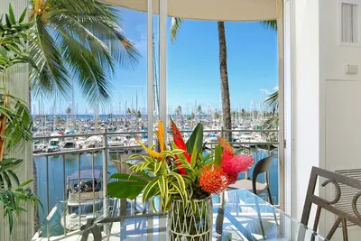 Magnifiques vues sur le port de plaisance de Waikiki!