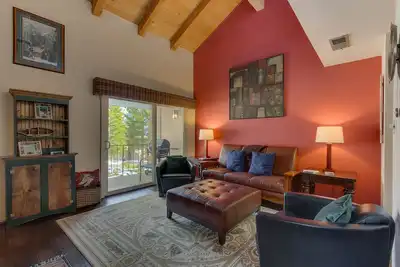Image de Temps de loisirs: 2 Br, 1. 5 Ba Maison de ville Ă Carnelian Bay, pour 4 personnes