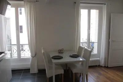 Image de Charme Idéalement situé, récemment rénové et bien équipé