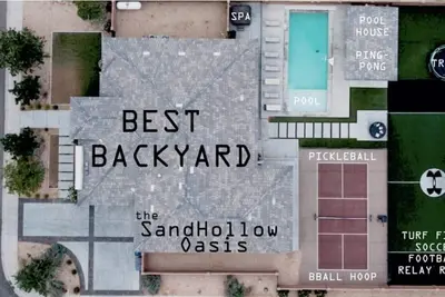 Image de 4Moderne 4 chambres à coucher privée: piscine, rue Pickleball George Sandhollow 12+ personnes