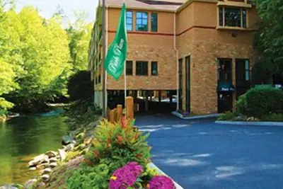 Image de condo de deux chambres peut accueillir 6 personnes