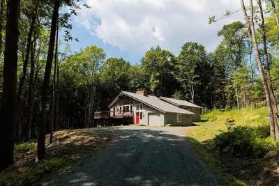 Image de The Real Vermont All Seasons Get-Away Home - Une partie de Queche Lakes Country Club