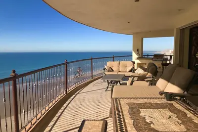 Image de Tiki Paradise On The Beach, Sonoran Sky 1410