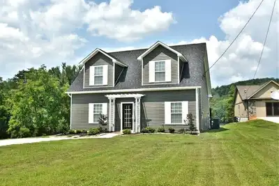 Image de Nouveau! ! Lakefront Home avec 3br / 3ba