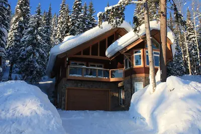 Image de Meilleur chalet de luxe skis aux pieds à Khmr - 5 Br, 4 Ba, bain à remous, chauffé Flrs