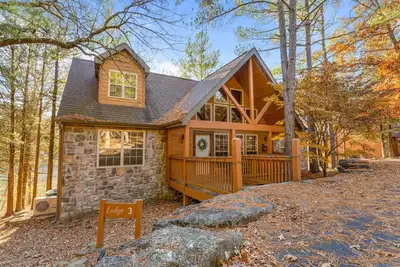 Image de Creek- River Spacieux, Animaux acceptés, 4 chambres, 4 salles de bain Stonebridge Lodge