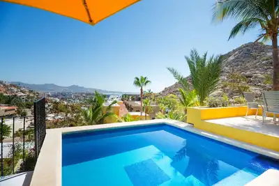 Image de Villa privée de luxe - Walk to Town, Pedregal, WiFi. . .