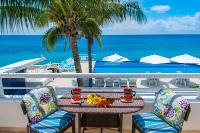 Image de Miramar # 201, charmant condo Oceanfront 1 bdrm, Ă seulement 2 miles au nord de la ville!