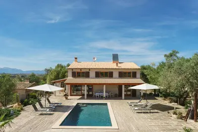 Image de Super Villa Avec Vue Sur Le Peuple Et 15km De La Plage