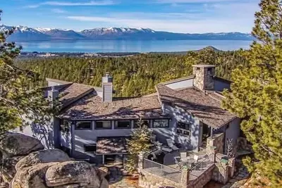 Image de Vue imprenable sur le lac! ! Luxe fermé pour vacances, retraites et mariages