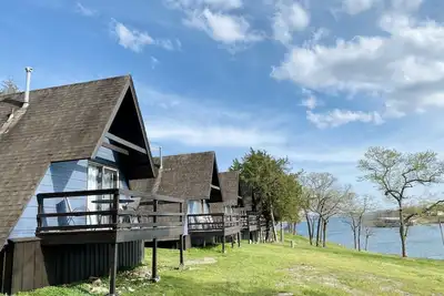 Image de Calm Waters Cabin Resort