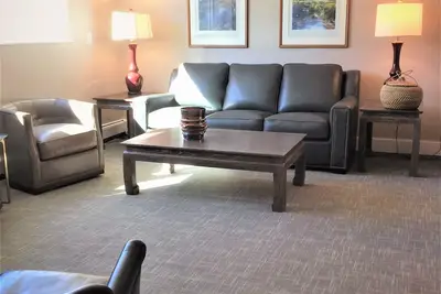 Image de Tarifs d'hiver - Downtown Anchorage Deluxe - Appartement meublé avec 2 chambres