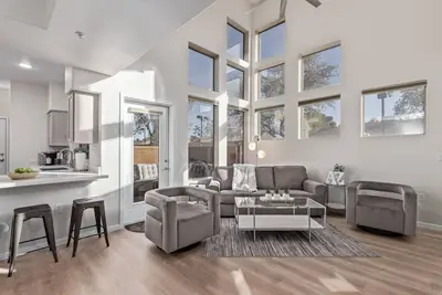 Image de Maison de ville spacieuse de Tempe