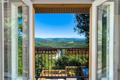 Image de Lodge avec vue panoramique, bain à remous, sauna, vue inspirante sur le mont. Hood et Sandy River