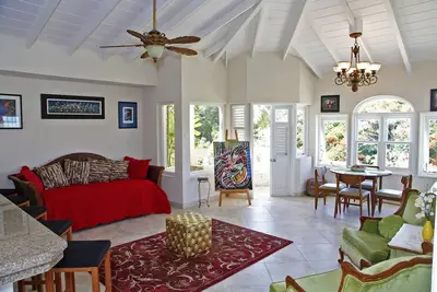Image de Bajan J's Getaway- Great Value! St. James Apt. Côte ouest