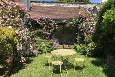 Image de Gite privé rénové, chaleureux, Spa en option