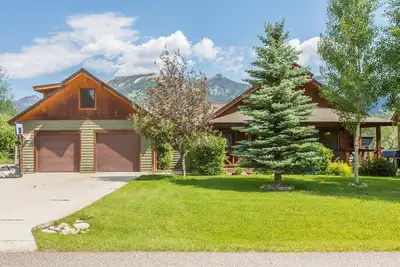 Image de 10% de rabais spécial juin - Réservez maintenant et profitez du magnifique Big Sky!