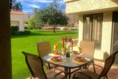 Image de 8 étapes pour Resort! Fab Remodel! 2 Master Suites! Piscines, golf, tennis! Amusement!