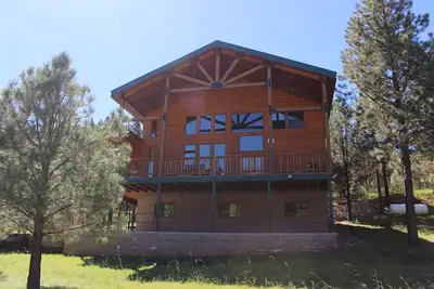 Image de ** SPÉCIAL Retour À L'ÉCOLE! ! ** Belle cabine 6 milles de Cloudcroft!