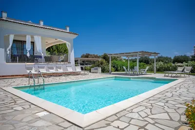 Image de Villa confortable avec piscine privée, près de la mer, Alghero, Sardaigne