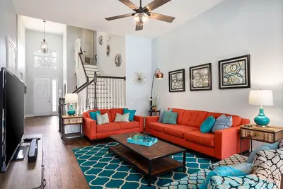 Image de Piscine améliorée avec salle de jeux et chambres à thème @ Windsor Hills à 5 minutes de Disney!