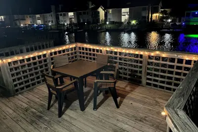 Image de SaltCay A \/ Pour toute la famille! Près de la plage, grande pêche! Canal Waterfront \/ Wifi