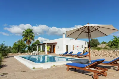 Image de Magnifique demeure avec jacuzzi à San Rafael