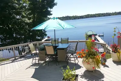 Image de Un joyau d'une maison de lac sur le magnifique lac Pike à 15 minutes du port de Duluth