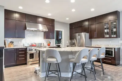 Image de Magnifique Maison De Ranch Avec Vue Sur La Montagne! ! !