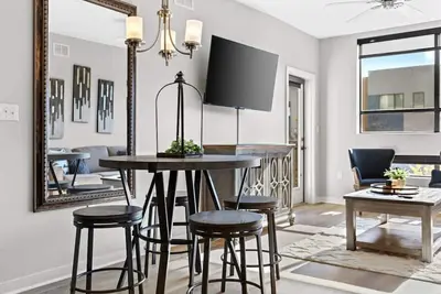 Image de Luxueux Grand 2 lits 2 salles de bain Downtown Condo- # 502