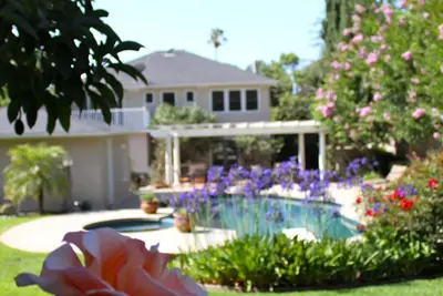 Image de ** Grande maison néo-italienne de 1922 dans le district historique de Pasadena **