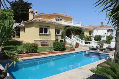 Image de Typical Spanish villa, perfect for 2 families