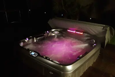 Image de Maison de standing Jacuzzi chauffé à 3km du centre de Vannes