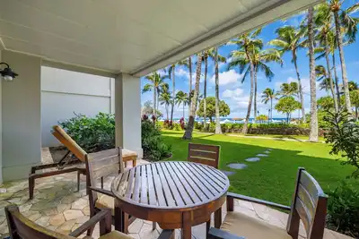 Image de Turtle Bay Oceanview Beachfront Villa avec 4 lits sur le front de mer 104! Vues dramatiques!