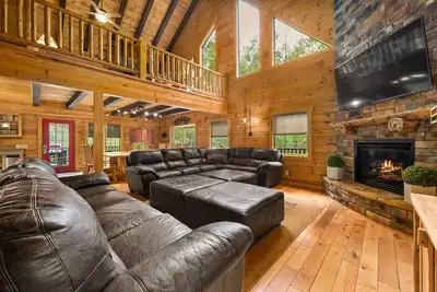 Image de Isolé ~ 4 miles de parcs ~ Hot Tub ~ 3 grands ponts ~ Prix week-end prochain réduit