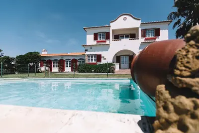 Image de Beautiful Villa in front of the ocean