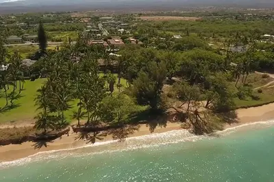 Image de Calme Front de mer 1- 6 chambres à coucher Beach front property