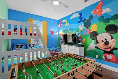 Image de Condo entièrement amélioré et adapté aux enfants à Windsor Hills Resort. 2 miles à Disney