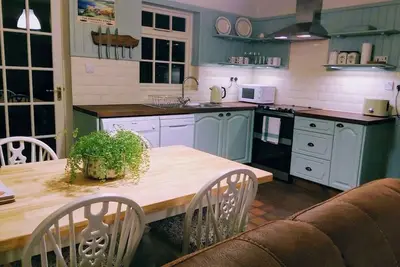 Image de Cottage victorien à Pocklington près de York avec poêle à bois et wi-fi