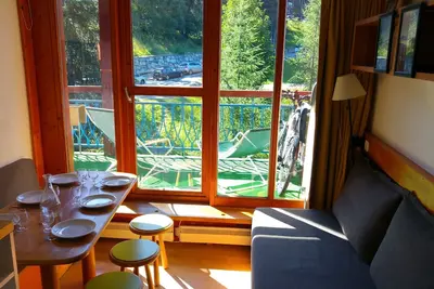 Image de Appartement Duplex 5/6 Personnes rénové Proche Pistes Wifi Gratuit Expo S/E