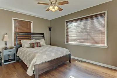 Image de 2 pâtés de maisons de Tulsa Expo Square / Fairgrounds