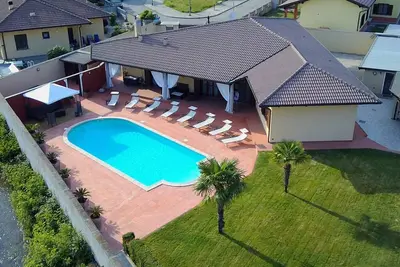 Image de Vivre Ă la mode - Au-delĂ des rĂŞves - Wi-Fi gratuit - Piscine - Air Cond.